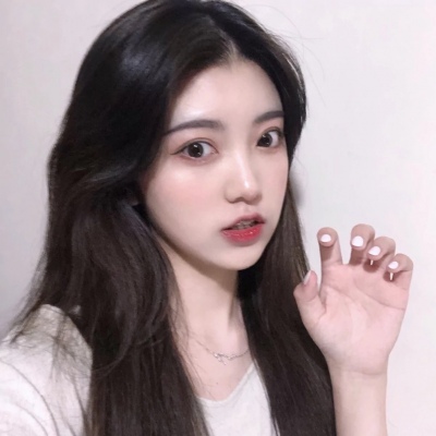 可爱女生头像·望喜