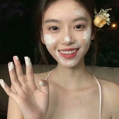 三张闺蜜女头     ..没结果，也要开心