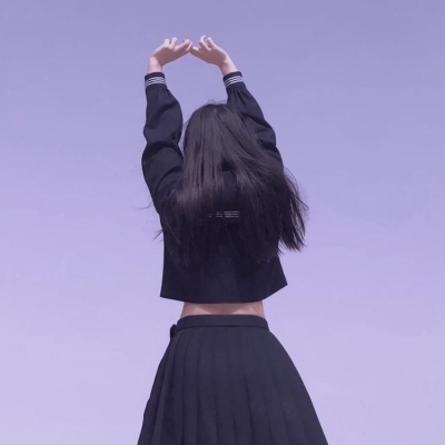 简单耐看的女生头像  啦啦啦