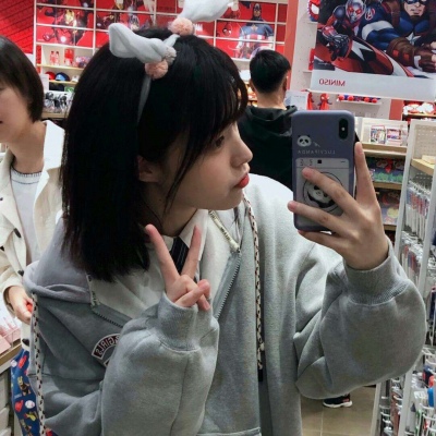 念七 侧颜杀女生精致头像