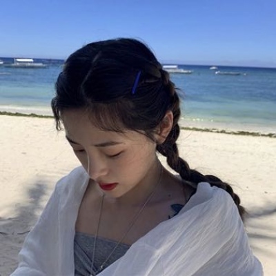 溺毙:海边清新风简单气质女头.山野万里 你是我藏在微风里的欢喜