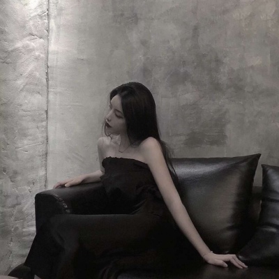 冷色系女头/快乐是个奢侈品