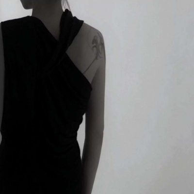 冷色系女头/快乐是个奢侈品