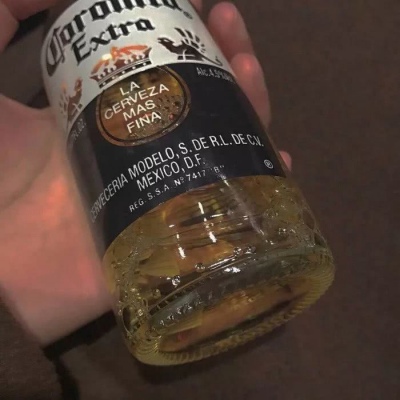 让人生快乐些。