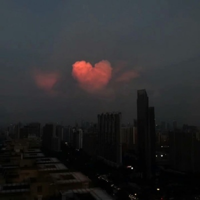 九岚/背景图 天空 日后山水万程 人间定不负你