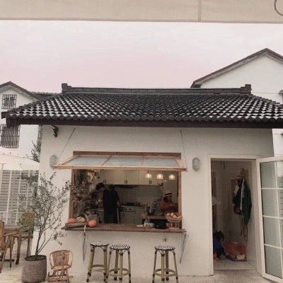 绾安#微信背景#我曾见月色轻挽风尘，亦听闻星河孤舟失沉。