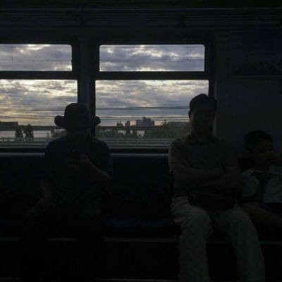 暗色系风景头像 暗  一个人孤独到极致会是什么样子  沈俞讪