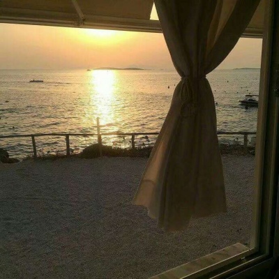 〈陈情〉唯美海边背景图，坠落星空
