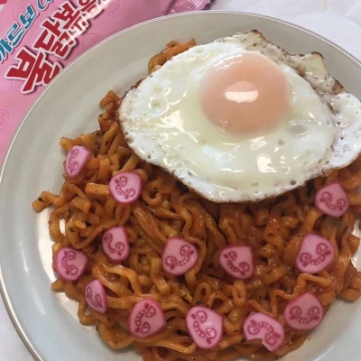 七妎 治愈系美食图片分享 可爱背景图
