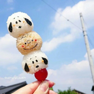 可爱饭团头像   徒手摘星 爱而不得 沈俞讪