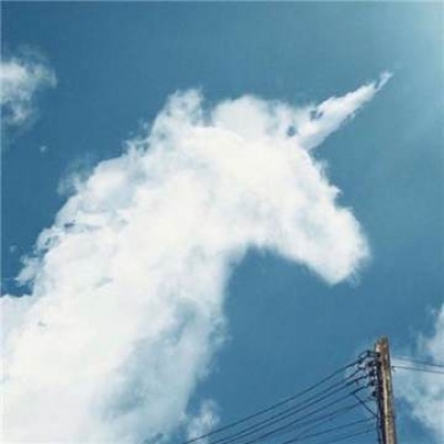 沈曦： 唯美蓝色系天空背景图/风景/静物/你是我失而复得的梦.