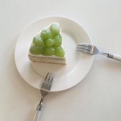 甜饮品抹茶绿背景图