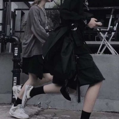 限量版·微丧·背景图：我用了一倍的奢望换回了两倍的失望