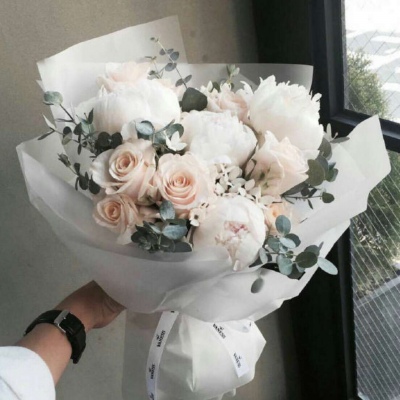 唯美花束/我是你的可有可无，你是我的从一而终