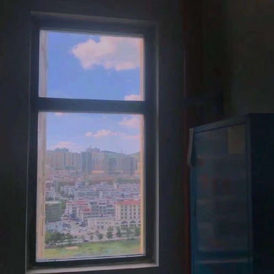 小清新静物唯美背景图   别慌 月亮也正在大海某处迷茫