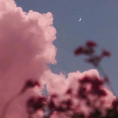 星空  一想到你和我还在同一片天空下我就有了前进的动力