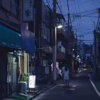 蓝色背景图