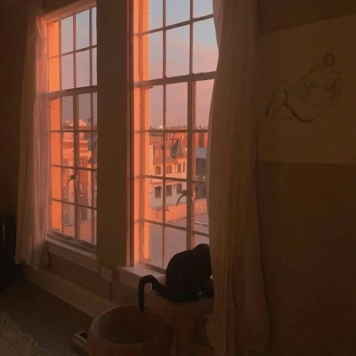背景图/非要把所有好感都耗尽 你才甘心.