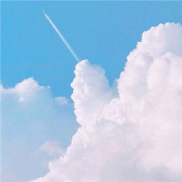 沈曦：唯美天空云朵背景图