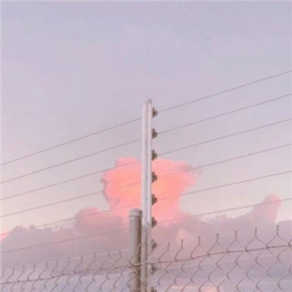 沈曦：唯美天空云朵背景图