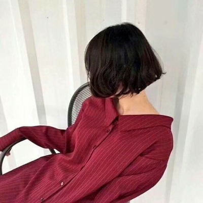 沈曦：ins唯美红系背景图