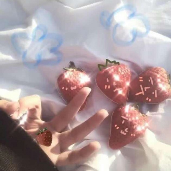 芯儿   唯美可爱背景图