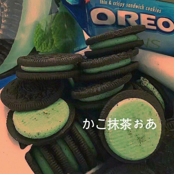 江喻绾        水果/零食/风景/我还是好喜欢你，比一开始更多。?
