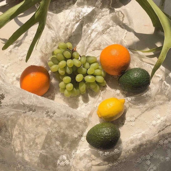 江喻绾        水果/零食/风景/我还是好喜欢你，比一开始更多。?