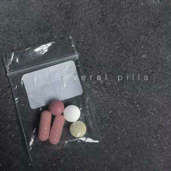 江喻绾        水果/零食/风景/我还是好喜欢你，比一开始更多。?