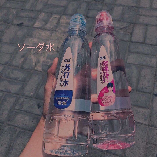 江喻绾        水果/零食/风景/我还是好喜欢你，比一开始更多。?