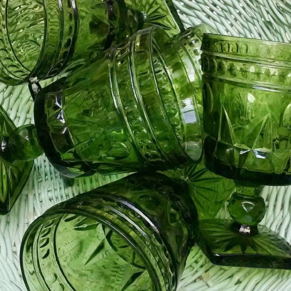 阿兴：Green  背景图