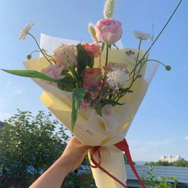 阿兴：唯美花束 静物头像