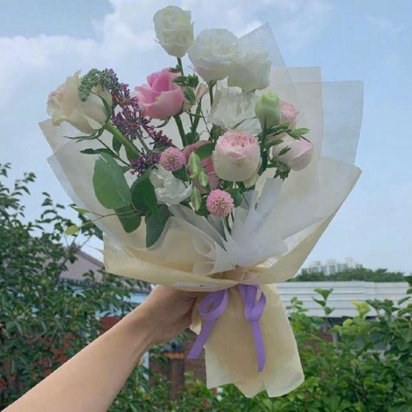 阿兴：唯美花束 静物头像