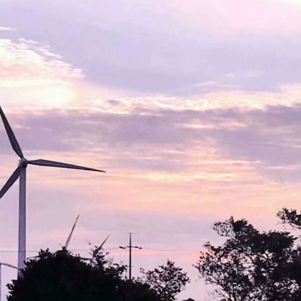 ins风唯美空间背景图/活在这个世界上 还真是打扰了.