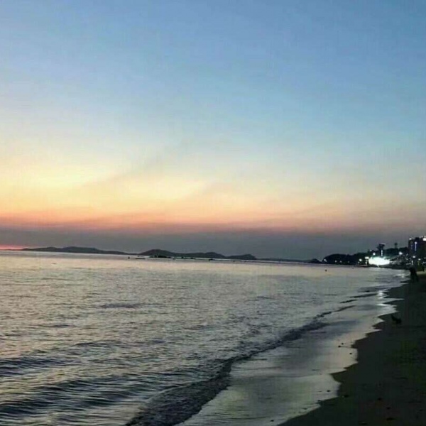 ins风唯美空间背景图/活在这个世界上 还真是打扰了.