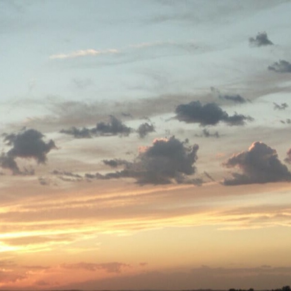 ins风唯美空间背景图/活在这个世界上 还真是打扰了.