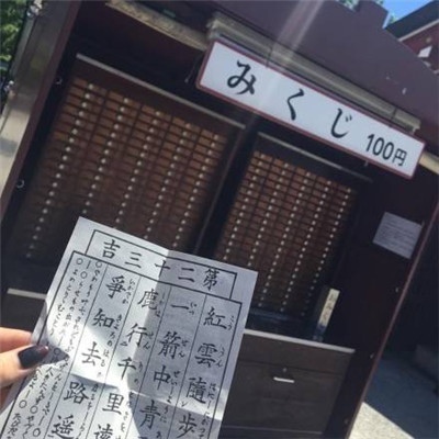 江煜/暗黑系朋友圈背景图  见万物留恋依旧.