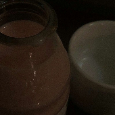 暗色系背景/家居 唯美 ?月牙儿