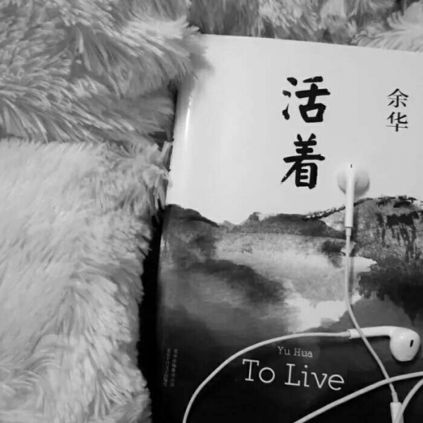安奈 ins治愈系背景图 我们就是梦幻所用的材料 一场睡梦环抱了短促的人生