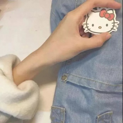 筱詞：ins风背景图?|?抬头仰望天空?阳光如此温柔