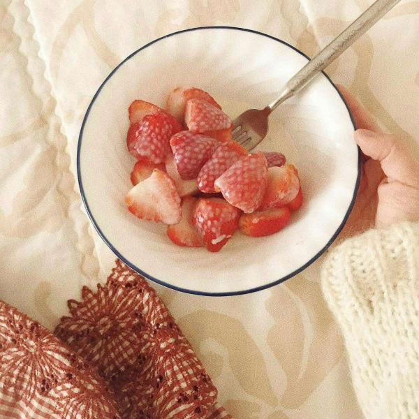 白灏宇:风景静物头像/甜点/饮料/人间城里皆是众生，难逃世俗
