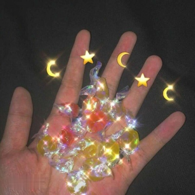 忻忻/哪有什么满眼星辰，分明都是满眼的你