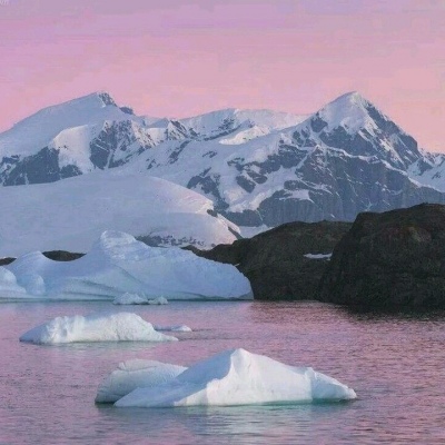 林知晚  小清新夏天背景图