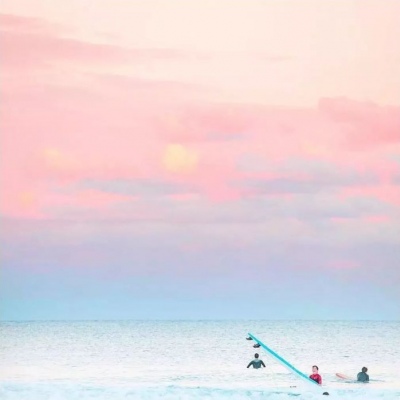 江阮妤:海边风景背景图