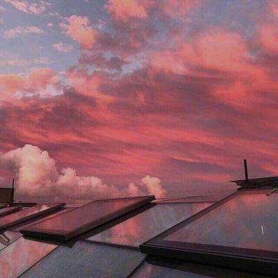 背景图 灯光熄灭 你还在等那个等不到的人