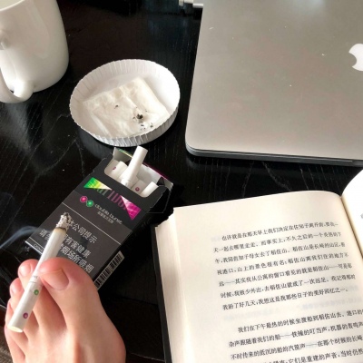 风景静物头像 乌云被白云拉黑了