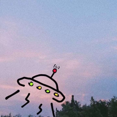 沈曦：唯美可爱天空云朵背景图