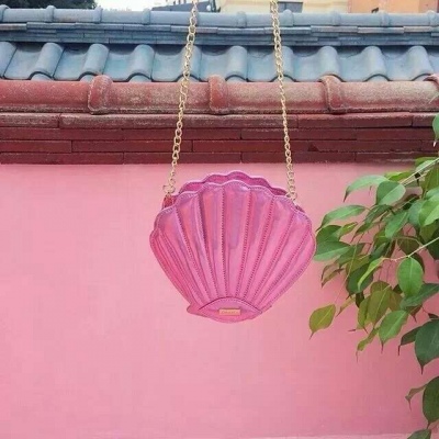 顾浔：ins风头像背景图 你问我爱吃火锅还是爱喝酒，我爱你
