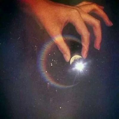 顾浔：ins风头像背景图 你问我爱吃火锅还是爱喝酒，我爱你
