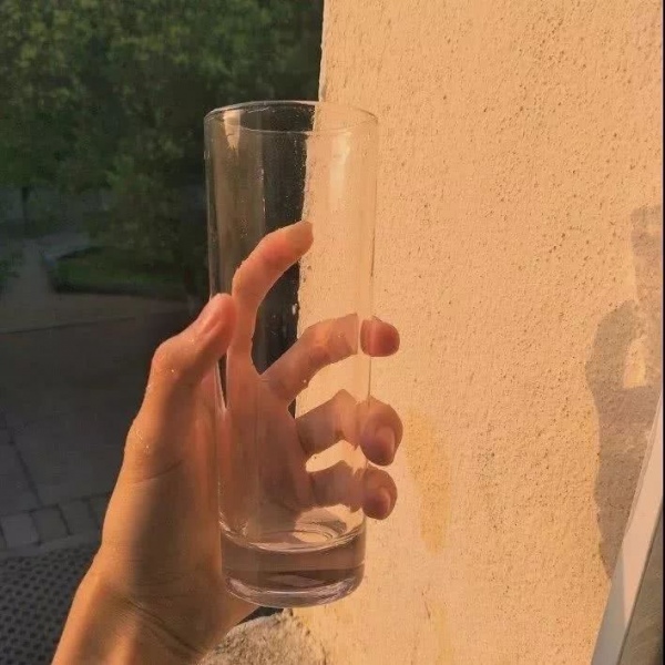 戾衹：风景静物背景图